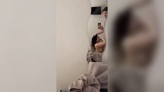 Alla mia troia non basta un cazzo: ne vuole tre e se li fa infilare tutti insieme