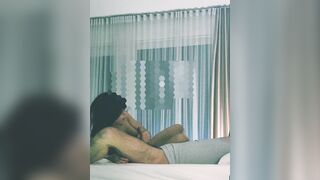 Tutti così li succhierei i vostri cazzi.. guardoni..