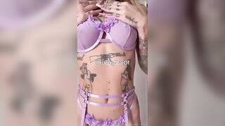 Margola in Sexy Lingerie – Video Hot Intimo con Mutandine