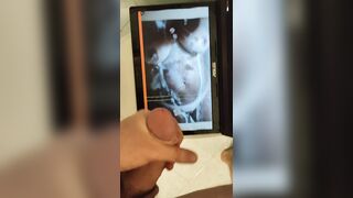 Secondo tributo per Simona