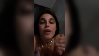 Asia Camerano in live a luci rosse coi suoi adoratori