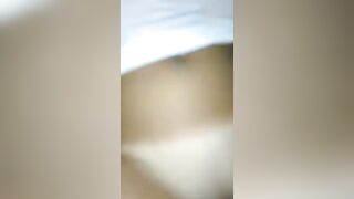 Ragazzi napoletani: scopano una americana in spiaggia senza freni