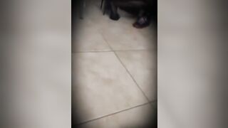 Moglie va dal parrucchiere solo per ingoiare il suo cazzo