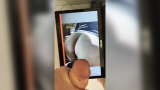 Terzo tributo per Simona