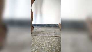 La milf mora non ce la faceva più col suo dildo nero