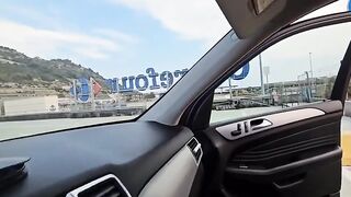 Anteprima del video: La mia fidanzata nel bagagliaio del parcheggio