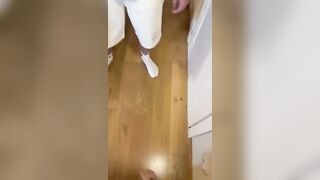 Anteprima del video: Marika Milani col suo tipo… lo succhia come se non ci fosse domani