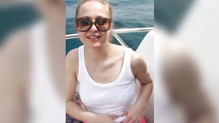 SBORRATEMI... SONO UNA ZOCCOLA!