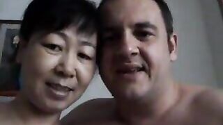 MONTANA  - UNA CINESE ESIBIZIONISTA