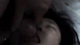 MONTANA  - UNA CINESE ESIBIZIONISTA