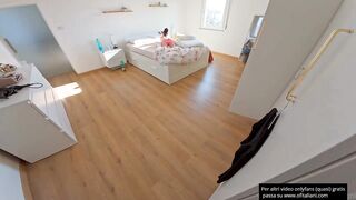 Un'altra zoccola che adora farsi spanare il culo dal suo boy