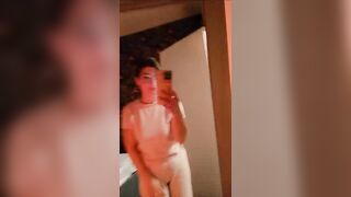 Fidanzatina mi attende a casa sua