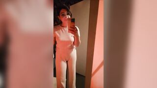 Fidanzatina mi attende a casa sua