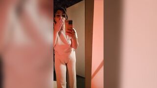 Fidanzatina mi attende a casa sua