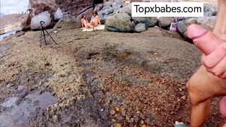 SEGA IN SPIAGGIA: ritrovo le due puttanelle che hanno visto il mio cazzo nel parcheggio