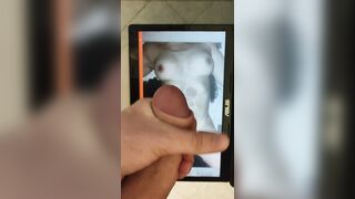 Terzo tributo per Elena