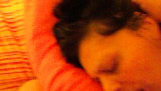 Mia moglie in azione con un ditalino