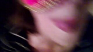 Giovane 18enne Sborrata in Bocca