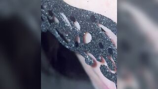 Mi faccio riempire la bocca e ingoio la sborra