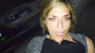 Che bello farmi sfondare per bene l'ano dal mio toro!