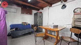 Coppia cuckold italiana Il corriere e la casalinga arrapata