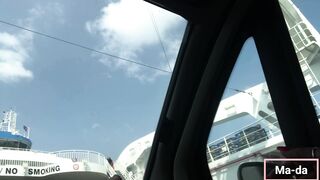 In camper viaggio seminuda per farmi ammirare