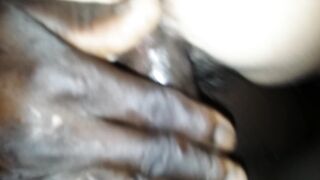Mia moglie troia sfondata dal nostro amico cazzo nero