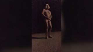 Oca schiava prostituta - 3285932523 - Batto oscena in strada