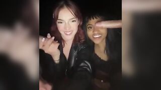 Serata tra amiche finsice con una live a fare le porche