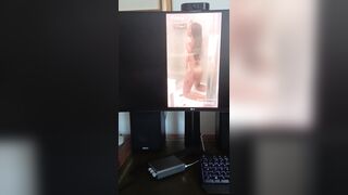 Cum tribute per quella puttanella di Princy