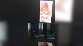 Cum tribute per quella puttanella di Princy