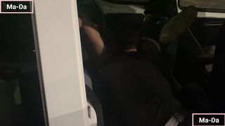 Di notte durante un car sexy incontriamo uno che si è mangiato la mia fica