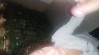 Simona di Brugherio scopata in bocca fuori il balcone di casa sua