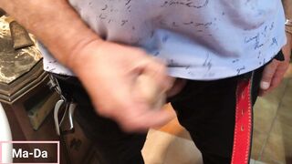 Marito e moglie allo specchio ci filmiamo in momenti di intimità