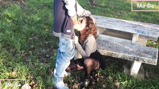 Pompino in autostrada ad un camionista nella piazzola di sosta