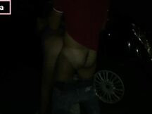 Car sex di notte con un ragazzo conosciuto sul momento