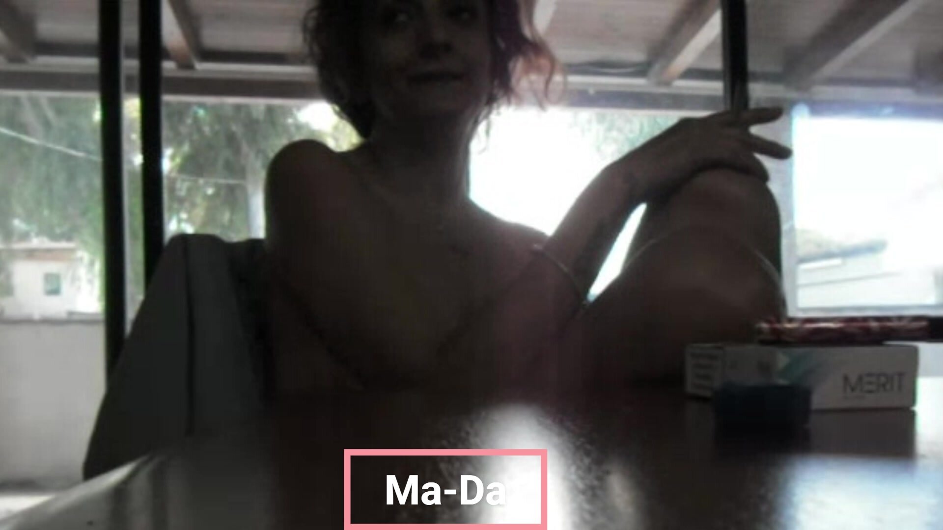 Davanti ad un singolo umilio mio marito