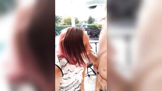 Milf rossa si fa pagare per il pompino