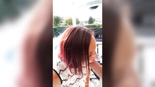 Milf rossa si fa pagare per il pompino
