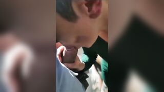 Moglie offerta agli amici nel trio scambista