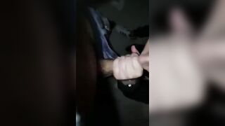 Teen italiana si fa sbattere da due amici