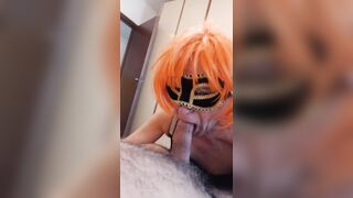 Puttana trav presa a calci nelle palle e pompino