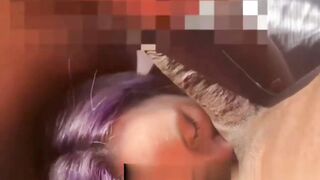 Amica zoccola in trio bisex succhia indiano