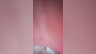 Anteprima del video: Pamela viene inculata con una bella zucchina