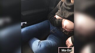 In viaggio mio marito mi filma con le tette di fuori