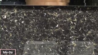 Un videomessaggio per dirvi che sono una...