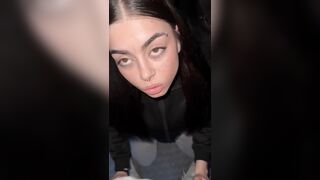 Fammi il pompino e ti faccio diventare famosa su Onlyfans