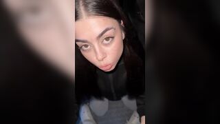 Fammi il pompino e ti faccio diventare famosa su Onlyfans