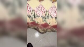 Trans italiana pompa l'amico con fame