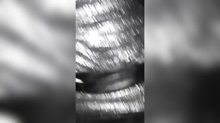 Zoccola rimorchiata in disco si fa inculare a pecorina